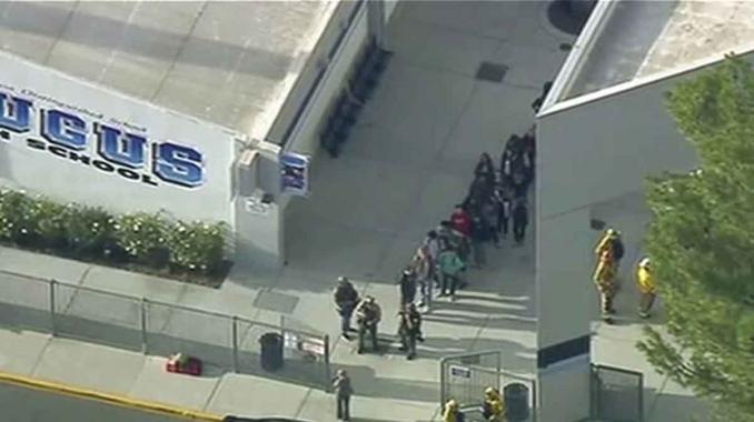 Detienen a sospechoso de tiroteo en secundaria de California. Noticias en tiempo real