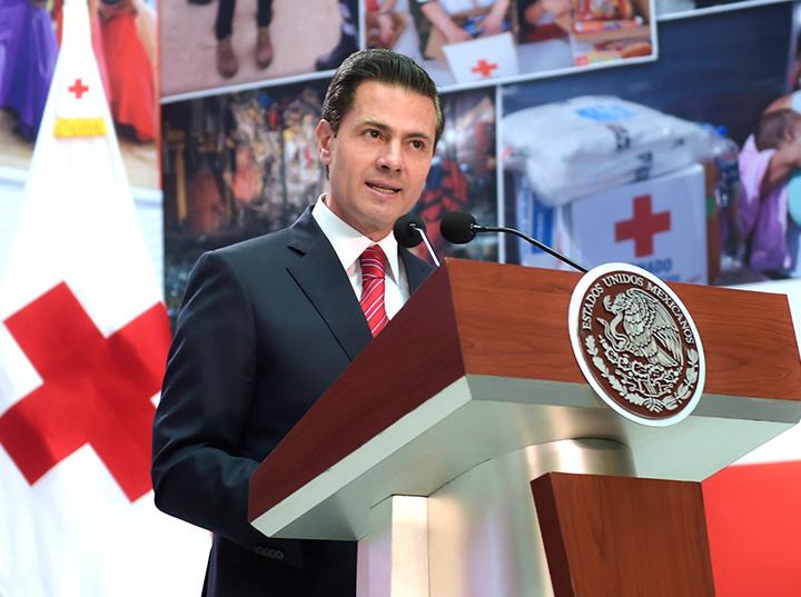 Peña Nieto resalta labor altruista y solidaria de la Cruz Roja