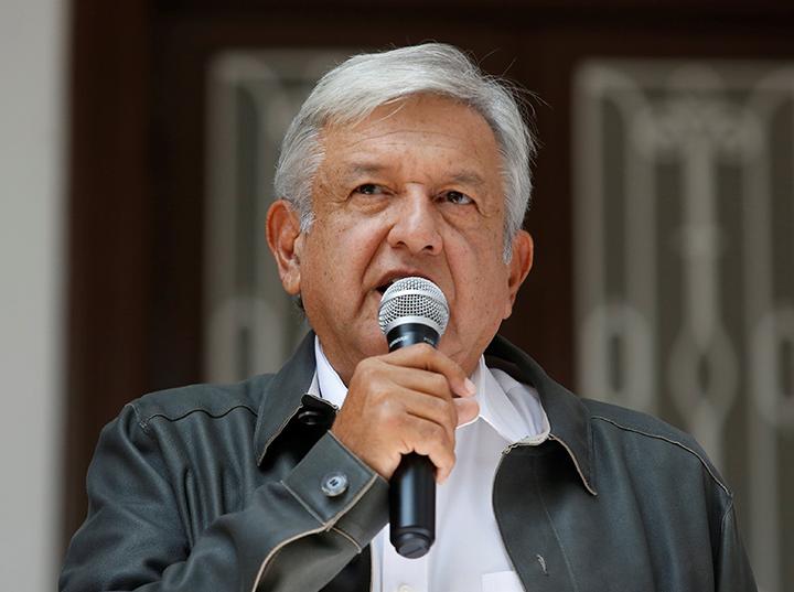 Andrés Manuel López Obrador, virtual ganador de la elección presidencial, informó que su gobierno destinará 500 mil millones de pesos para programas prioritarios – Foto: Reuters