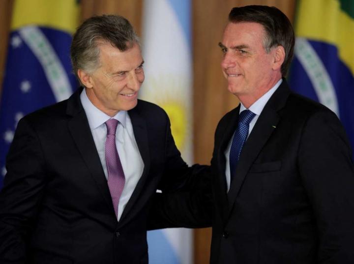 Bolsonaro recibe a Macri en Brasil; tunden a Maduro
