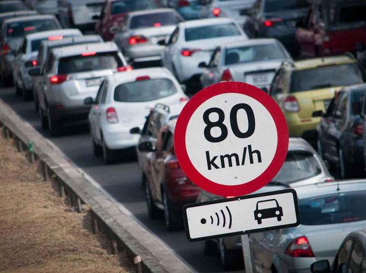 Aumentan límite de velocidad en vialidades capitalinas. FOTO: Cuartoscuro/Archivo