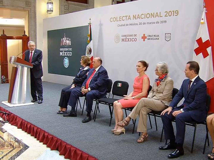 El presidente Andrés Manuel López Obrador durante el acto para dar inicio a la colecta nacional de la Cruz Roja Mexicana. FOTO: Captura de video