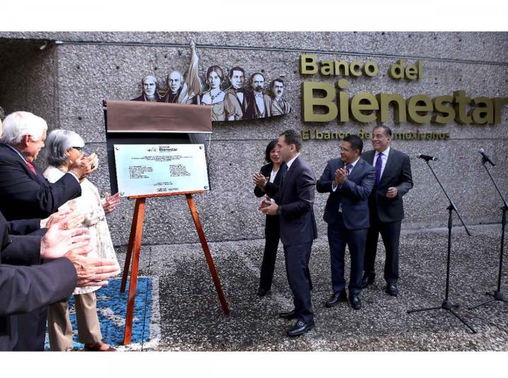 El Banco del Bienestar tiene como objetivo hacia 2024, el llevar estos recursos de programas sociales a más de 20 millones de mexicanos que viven en condiciones de marginalidad, además de atender las necesidades de grupos específicos como migrantes, mujeres, indígenas, jóvenes y niños.