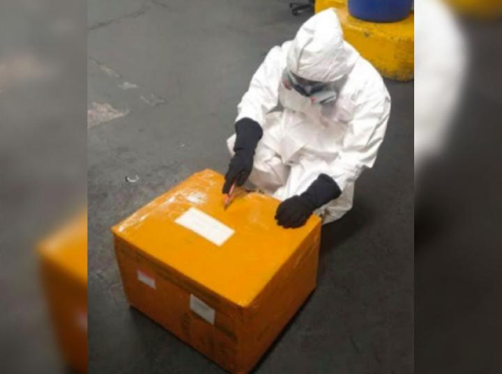  Interceptan en AICM 49 kilos de fentanilo procedente de Hong Kong. Foto: Especial