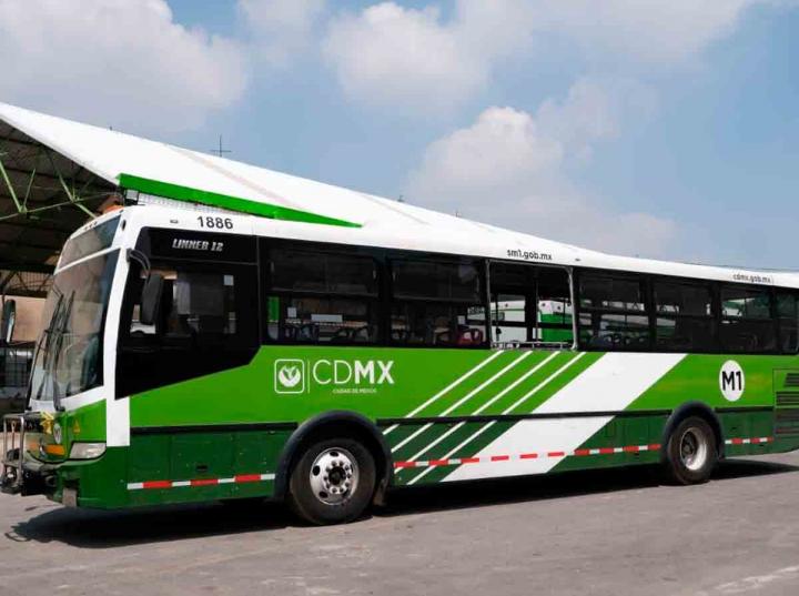 Da GCDMX mil 260 bonos de combustible a concesionarios de transporte público. Foto: Cuartoscuro