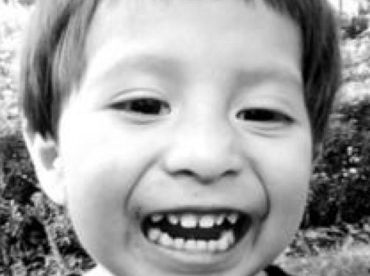 Ayudemos a encontrar a Dylan; tiene 3 años, desapareció en Tláhuac. Foto: FGJCDMX