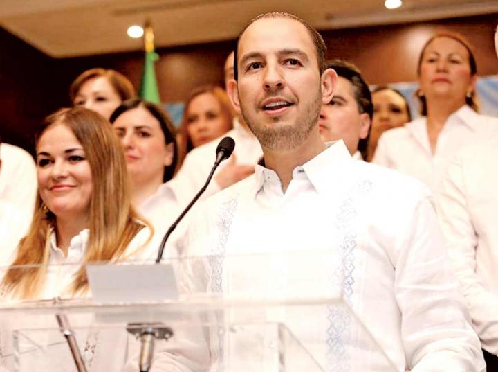 Marko Cortés, dirigente del PAN, expresó que el plan B retrasa el proceso electoral de 2024. Foto: Especial