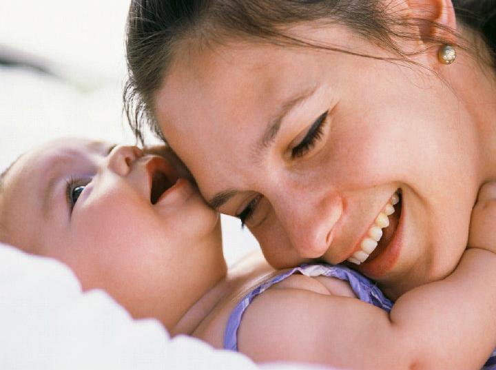 Mitos y realidades de la maternidad por adopción