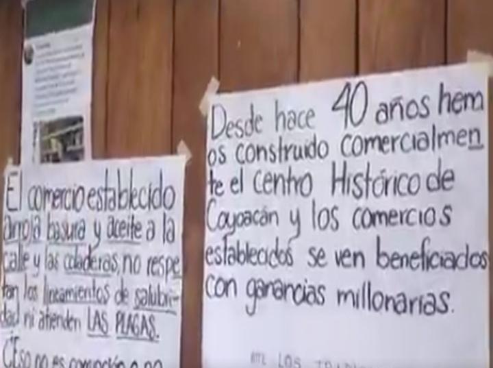 Protestan ambulantes frente a casa de diputada Leticia Varela. Foto: Captura de pantalla