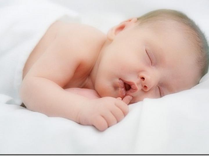 Síntomas y complicaciones del reflujo en bebés