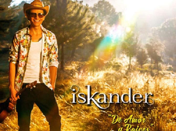 Iskander presenta su nuevo disco "Raíces" en Teotihuacán