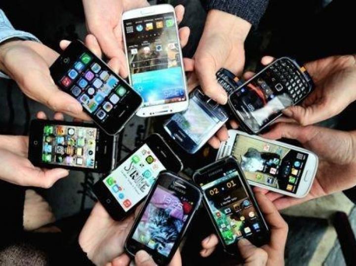 En 2020 habría más personas con acceso a celulares que al agua