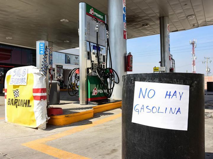 Abasto de gasolina no ha sido suficiente y viola derechos fundamentales: Javier Mijangos