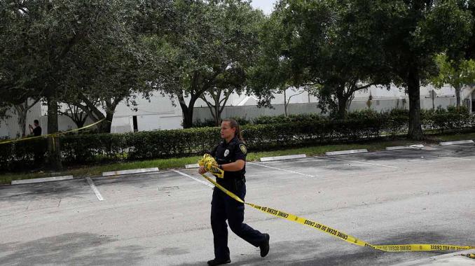 Cae hombre en Florida por falsa amenaza de tiroteo. Noticias en tiempo real