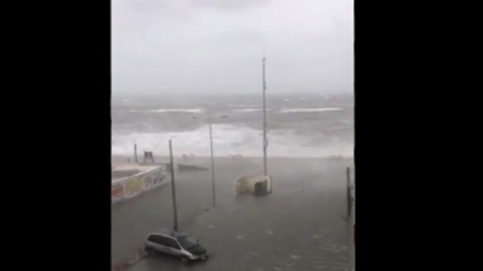 Norte inunda calles de Veracruz. Noticias en tiempo real