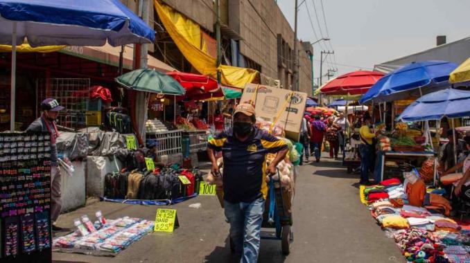 35.7% de mexicanos en pobreza laboral: Coneval. Noticias en tiempo real