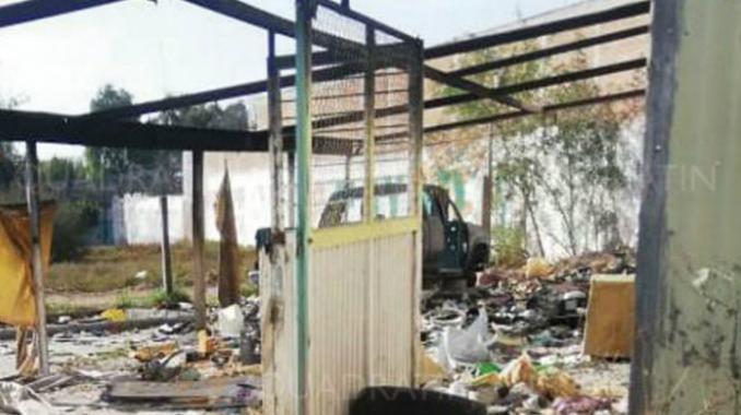 Por incendio de productos químicos, evacuan a 10 familias en Hidalgo. Noticias en tiempo real