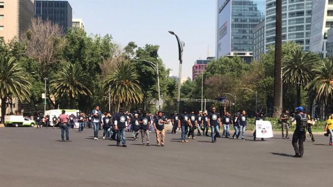 Ex integrantes de extinta Policía Federal protestaron sobre Reforma. Noticias en tiempo real